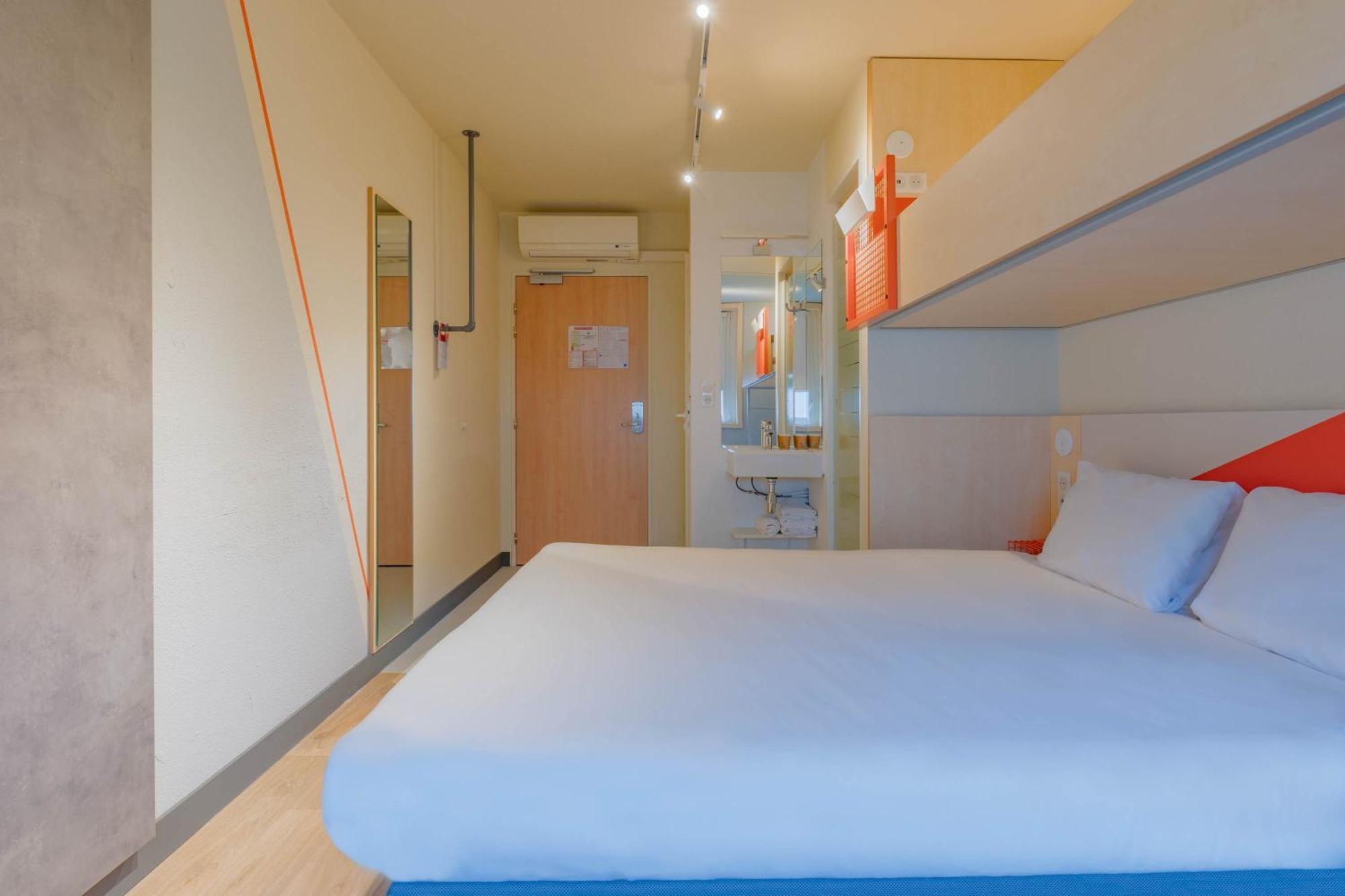 Ibis Budget Lyon Est Saint Quentin Fallavier Zewnętrze zdjęcie