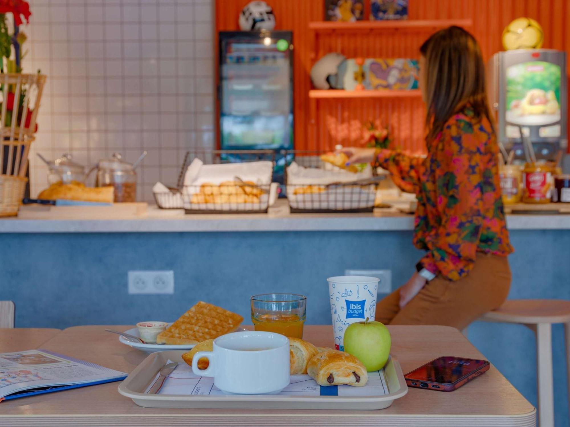 Ibis Budget Lyon Est Saint Quentin Fallavier Zewnętrze zdjęcie