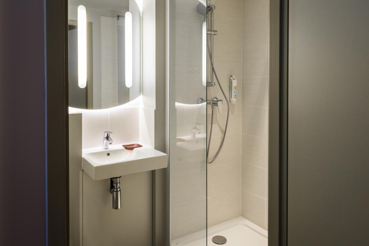 Ibis Budget Lyon Est Saint Quentin Fallavier Zewnętrze zdjęcie